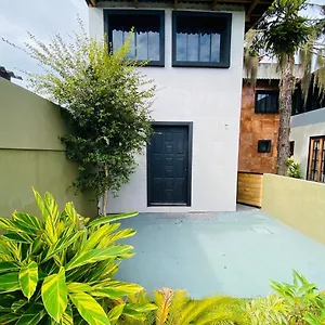  Casa de hóspedes Turistando Em Floripa - Espaco Privativo Ate 6 Pessoas